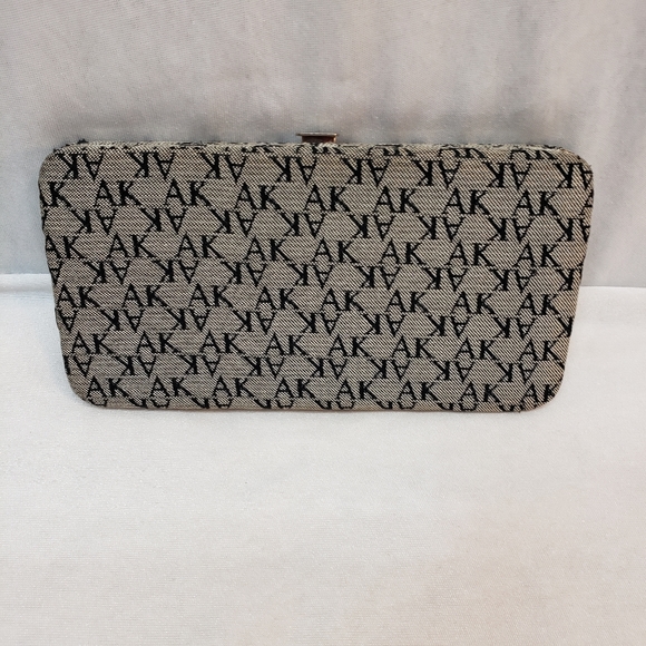 Anne Klein Hard Case Wallet - Picture 2 of 7